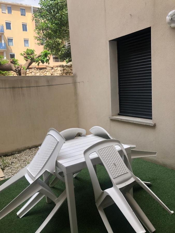 Appartement 4 Couchages Centre Ville Narbonne Exterior photo